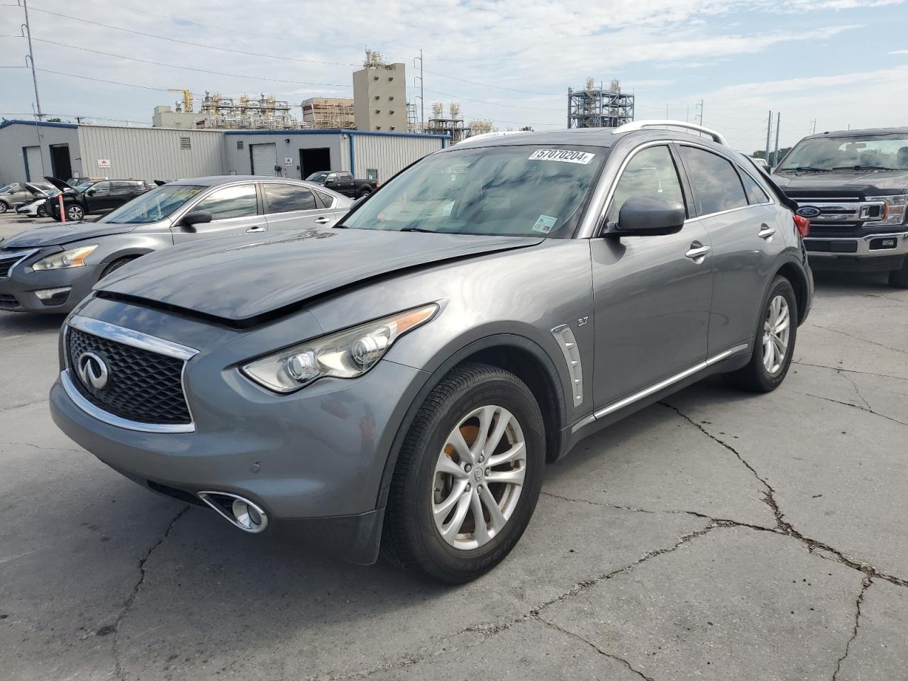 2017 INFINITI QX70