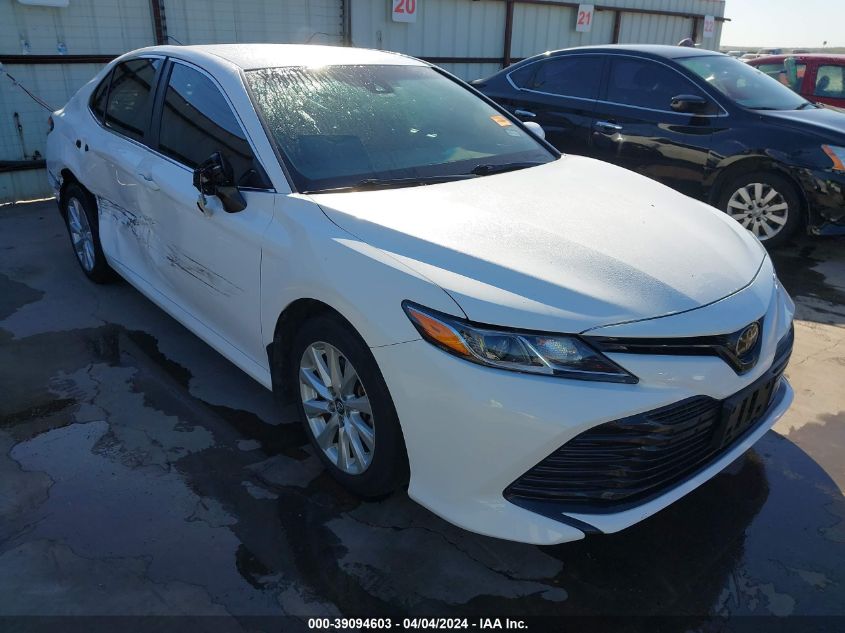 2018 TOYOTA CAMRY LE