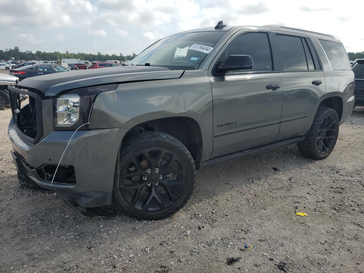 2017 GMC YUKON DENALI