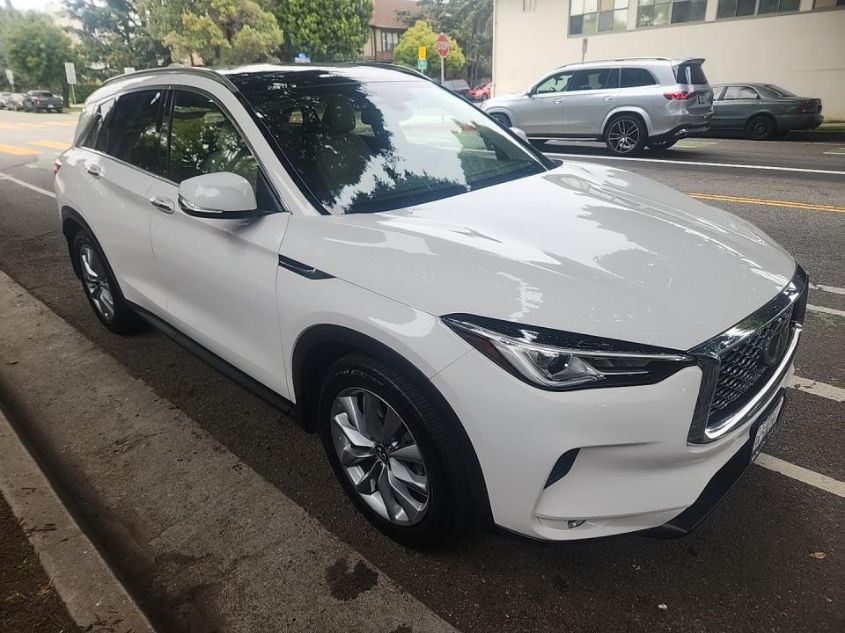 2021 INFINITI QX50 LUXE