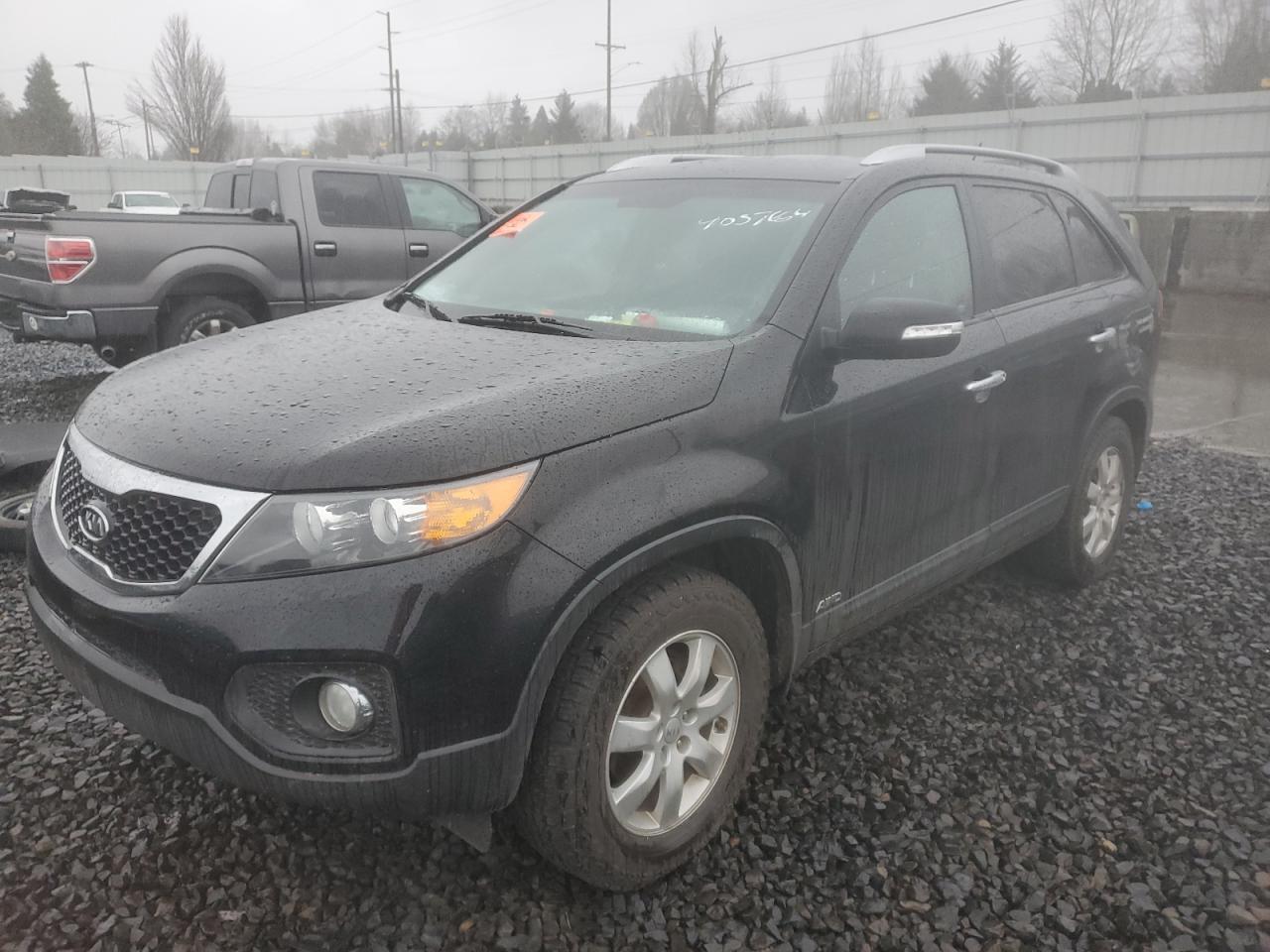 2013 KIA SORENTO LX