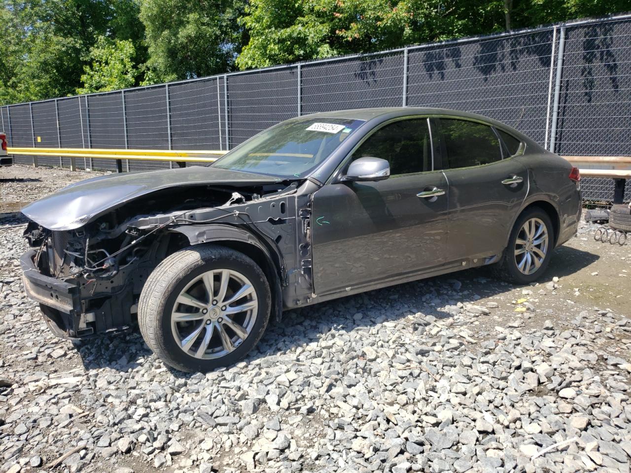 2017 INFINITI Q70 3.7