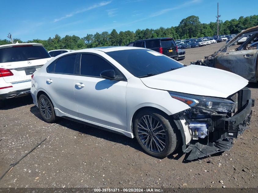 2022 KIA FORTE GT LINE