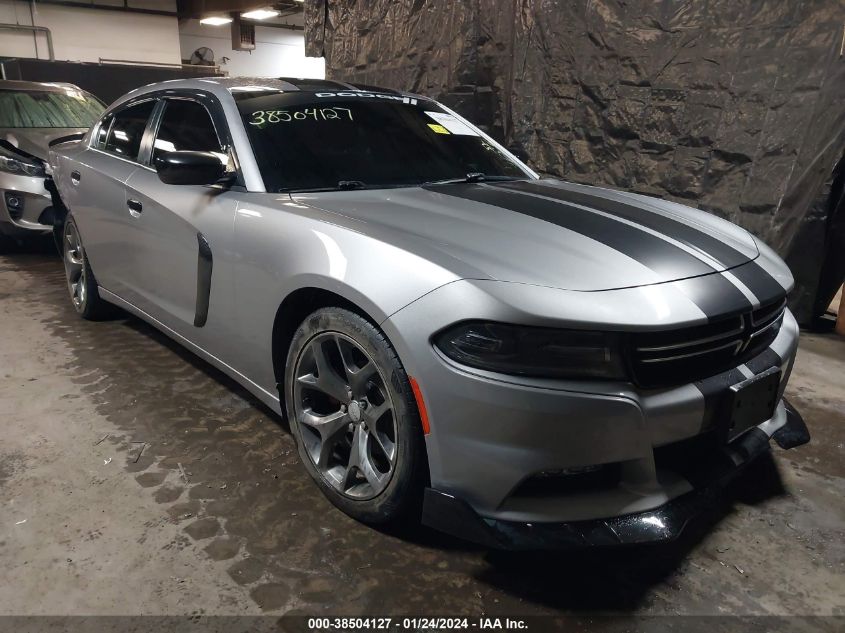 2015 DODGE CHARGER SE