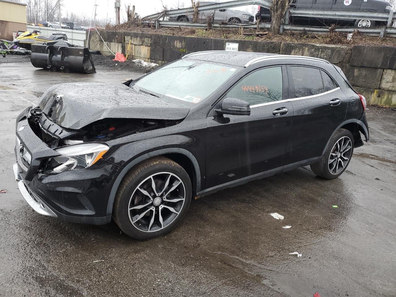 2016 MERCEDES-BENZ GLA 250 4MATIC