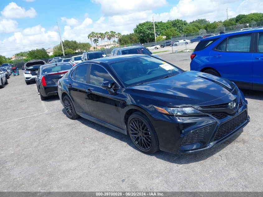 2024 TOYOTA CAMRY SE