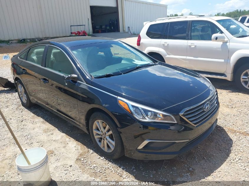 2017 HYUNDAI SONATA SE