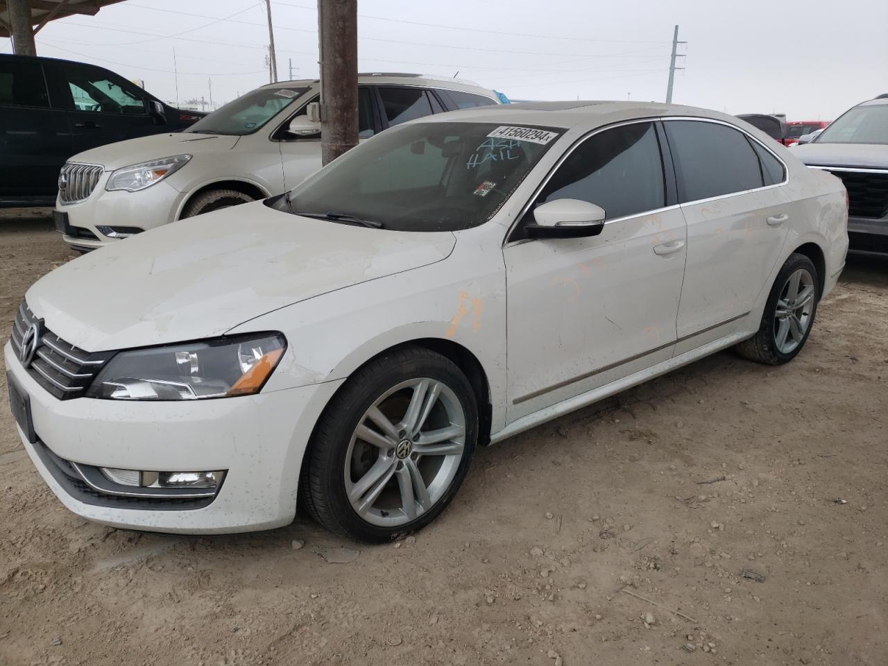 2013 VOLKSWAGEN PASSAT SEL