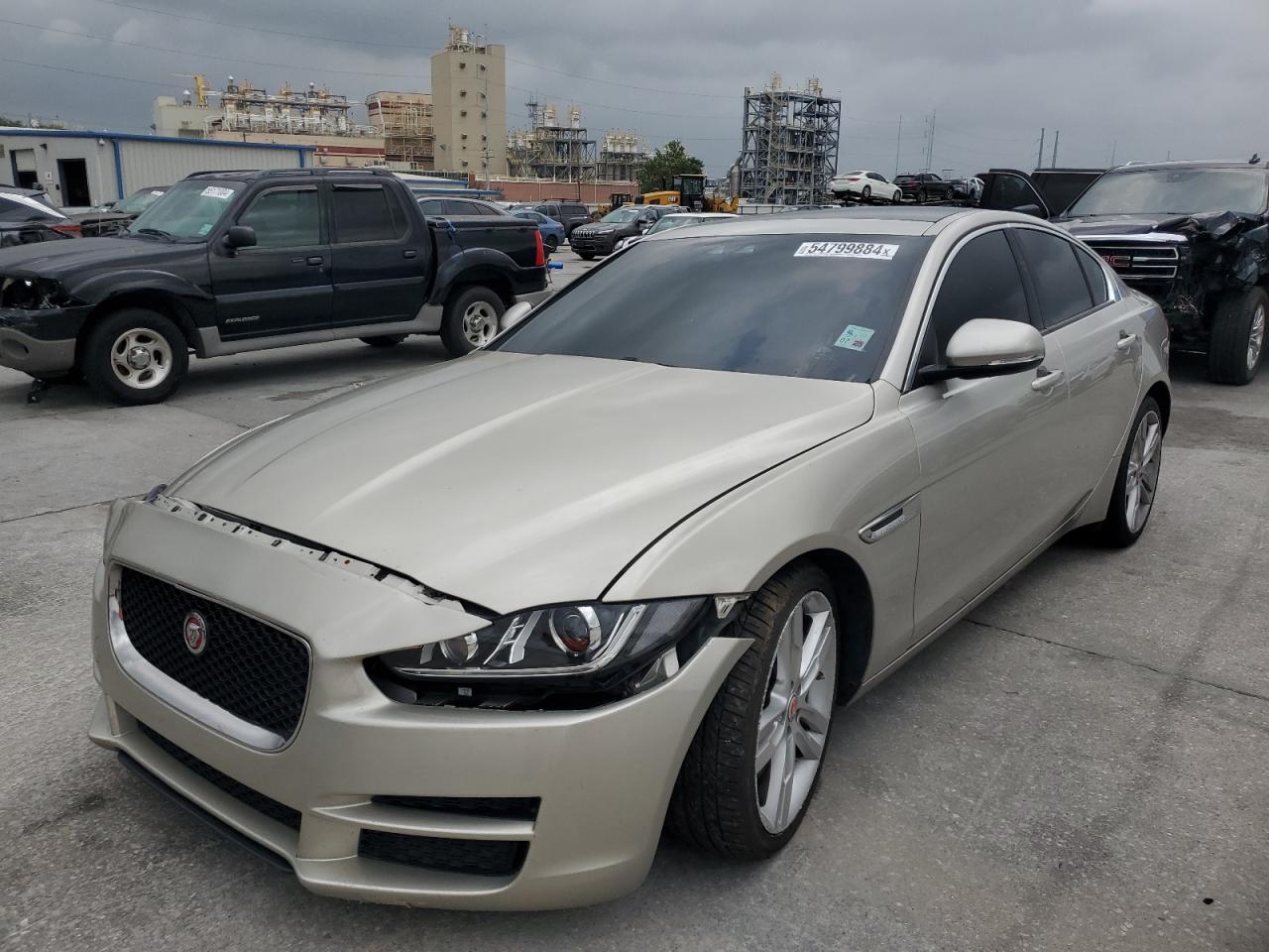 2017 JAGUAR XE PREMIUM