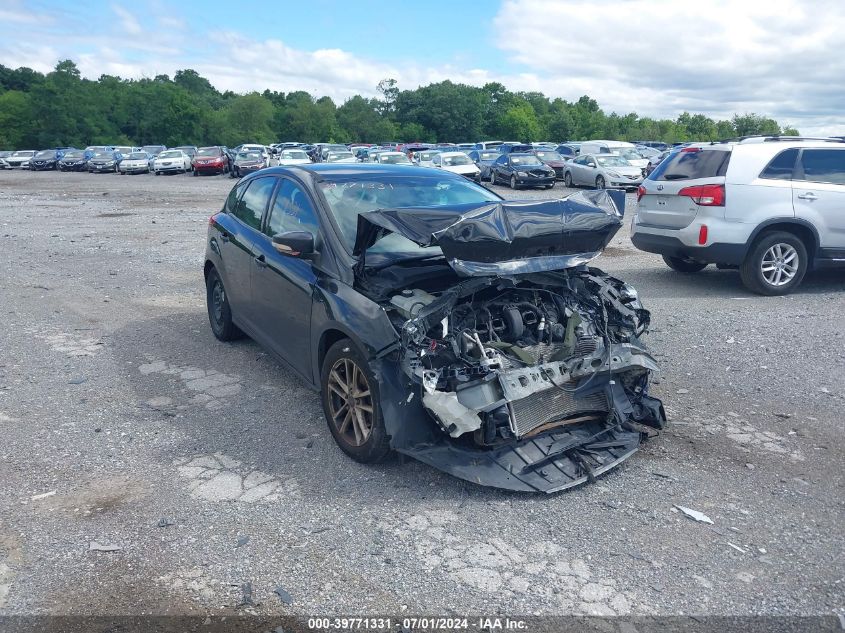 2015 FORD FOCUS SE