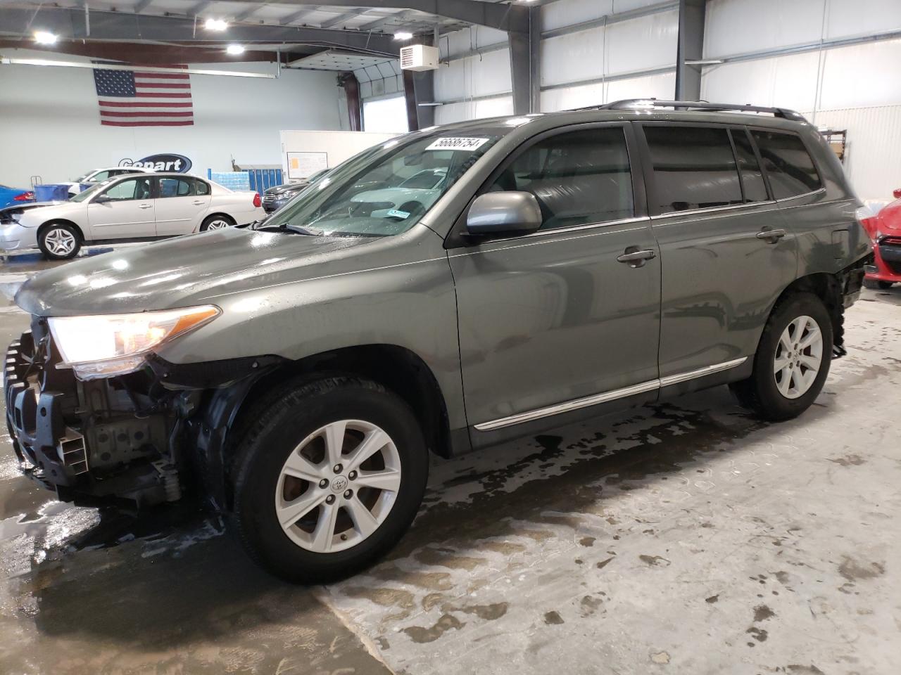 2013 TOYOTA HIGHLANDER BASE