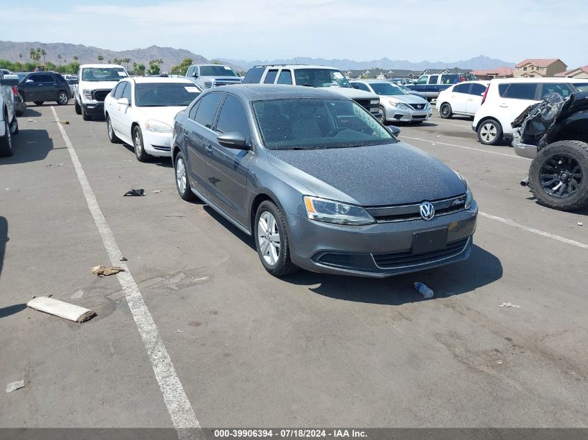 2013 VOLKSWAGEN JETTA HYBRID SEL