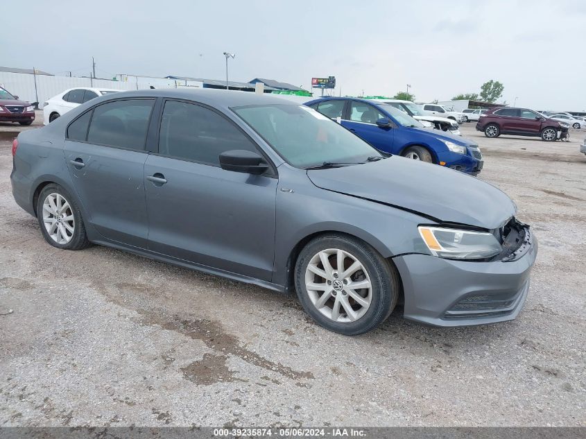 2015 VOLKSWAGEN JETTA 1.8T SE