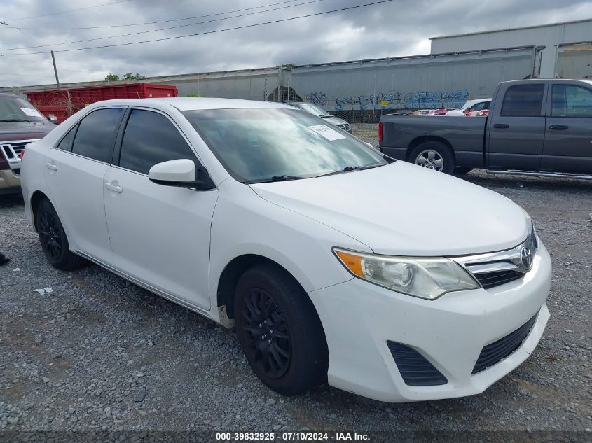 2014 TOYOTA CAMRY LE