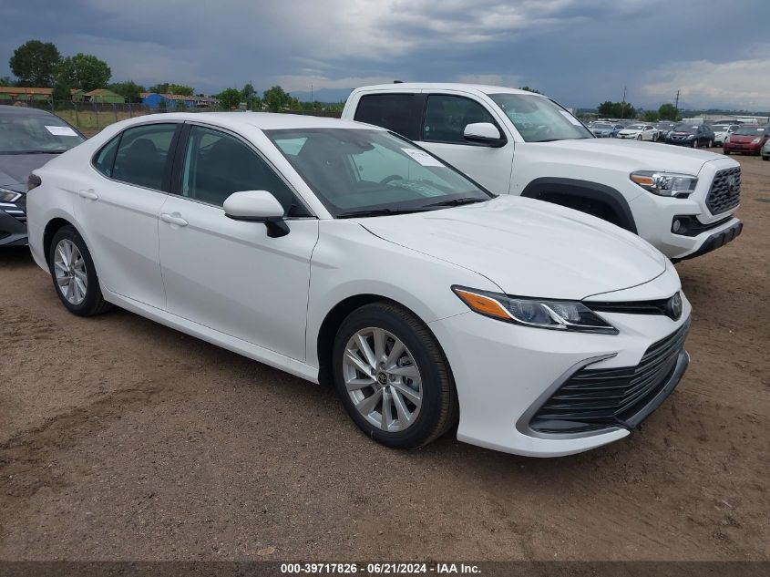 2024 TOYOTA CAMRY LE