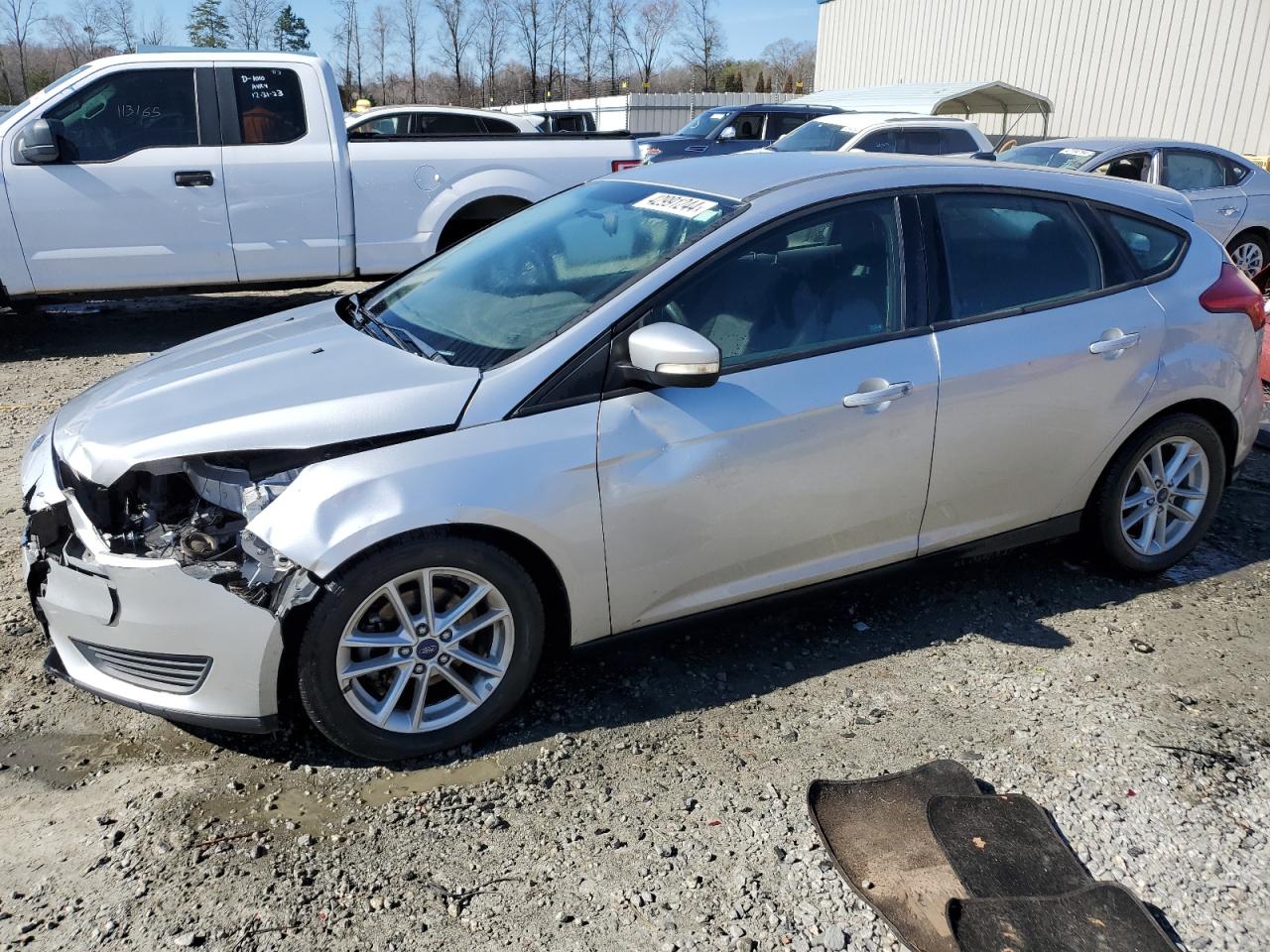 2017 FORD FOCUS SE