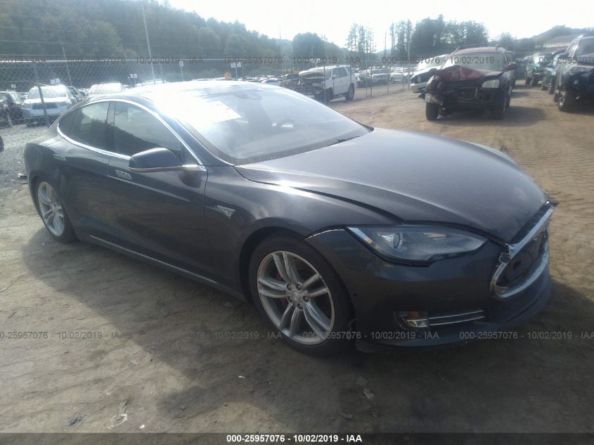 2015 TESLA MODEL S