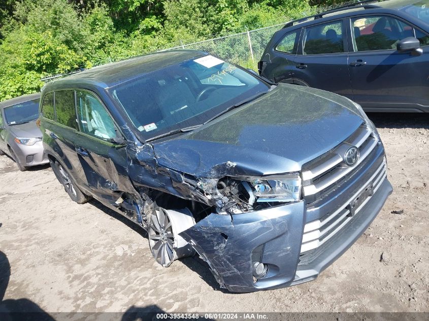 2017 TOYOTA HIGHLANDER XLE