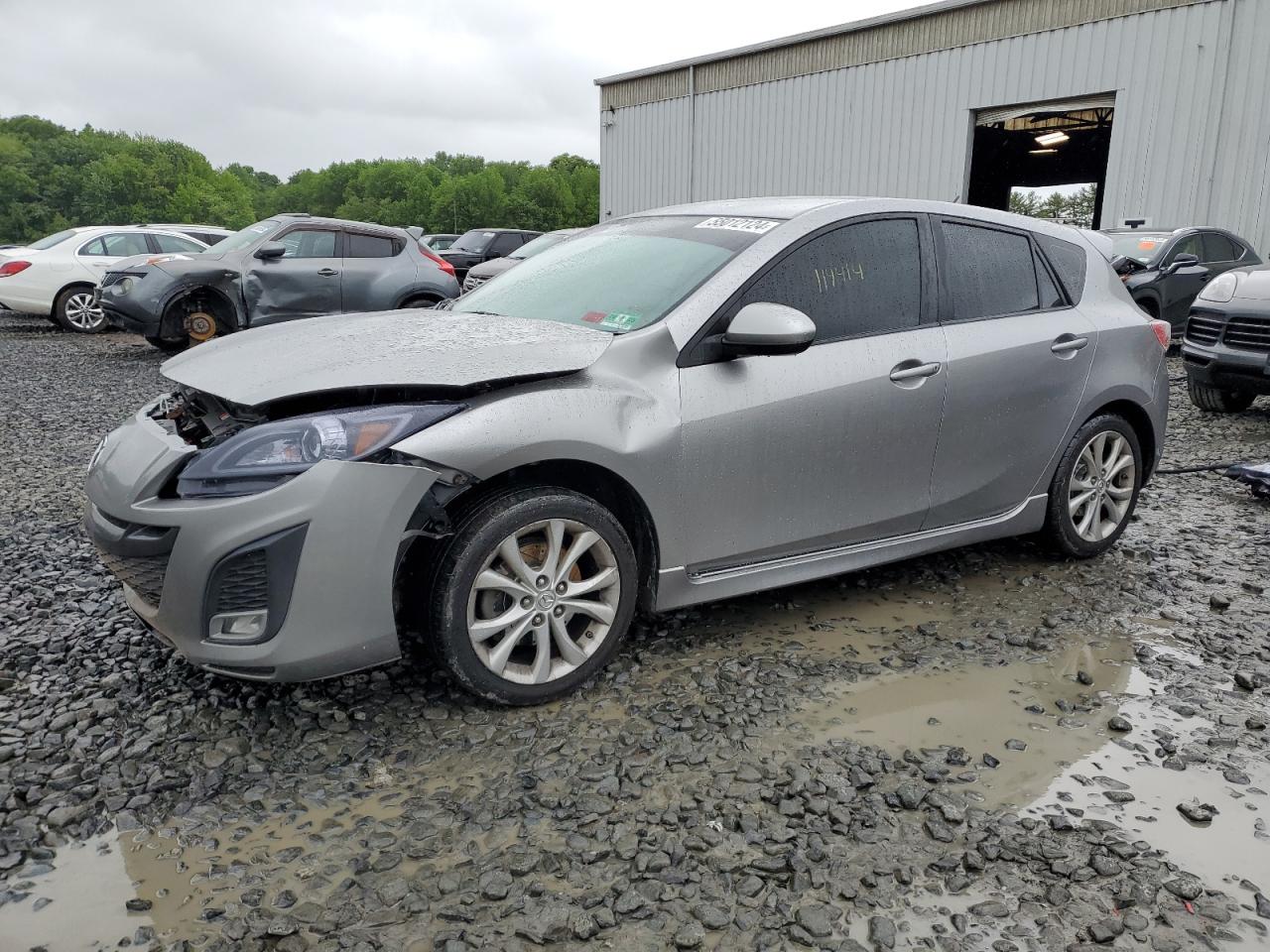 2011 MAZDA 3 S