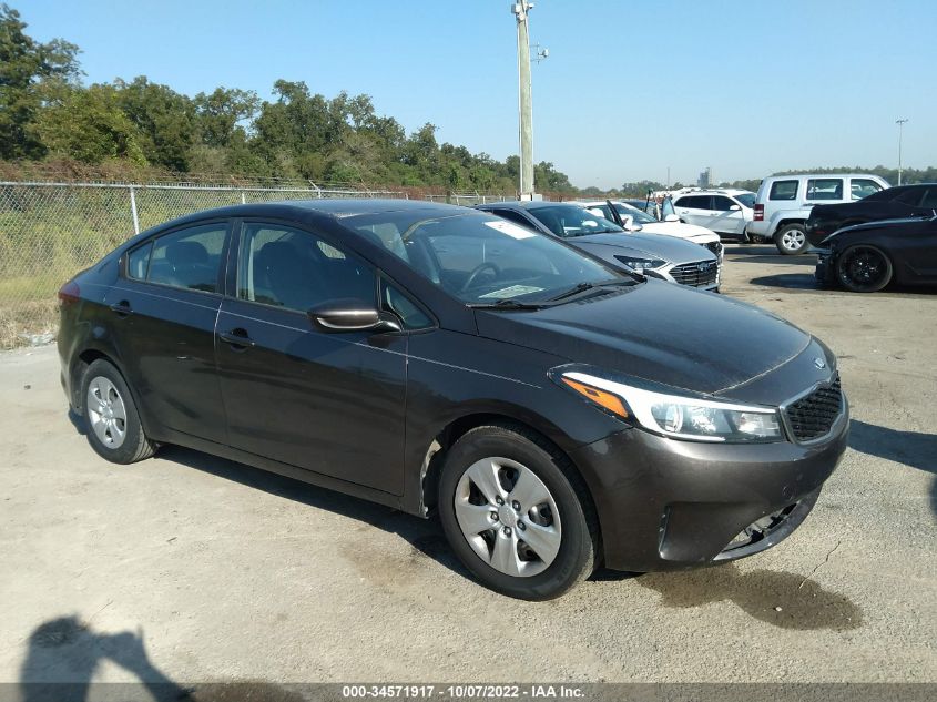 2017 KIA FORTE LX