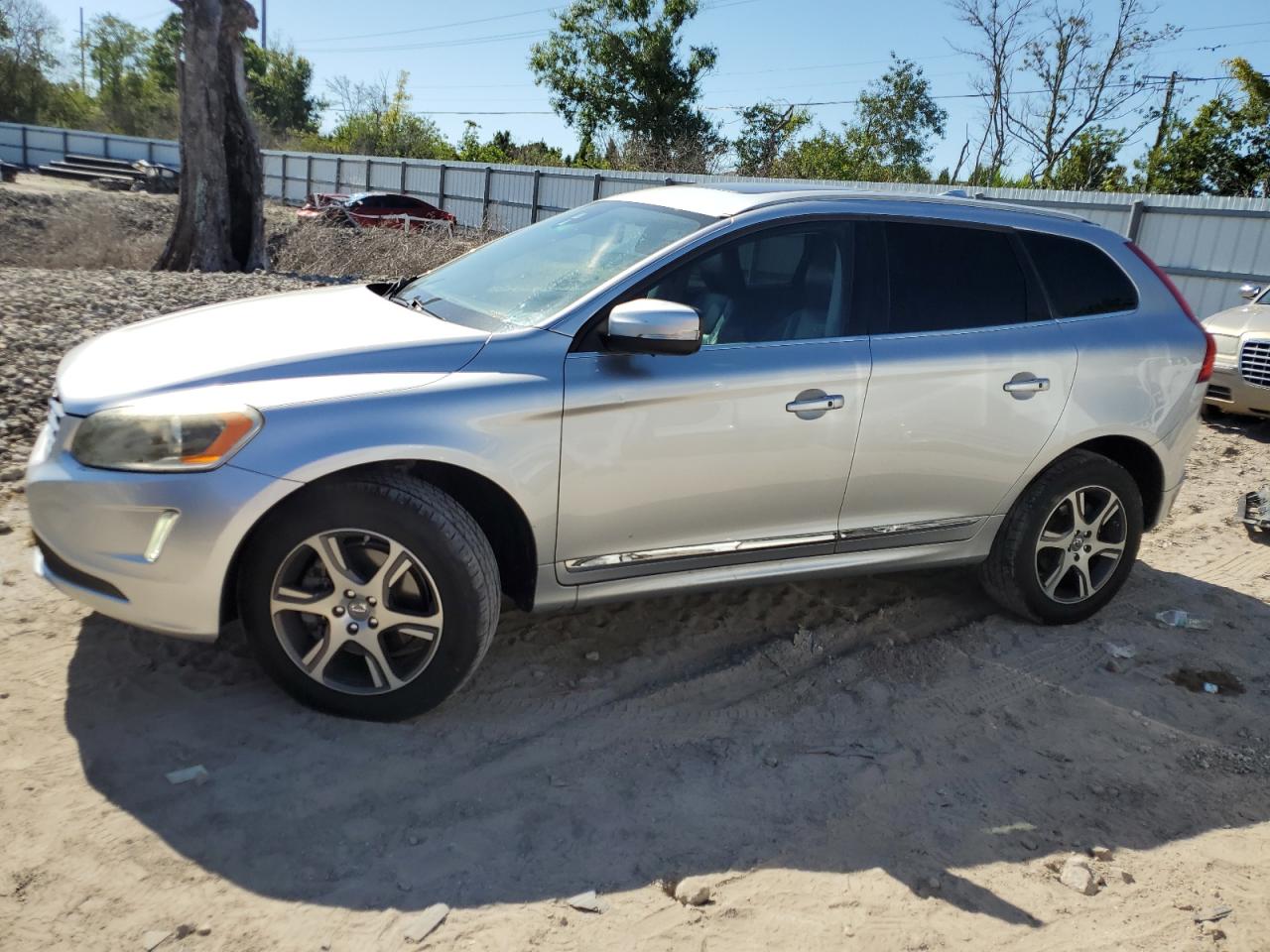 2014 VOLVO XC60 T6