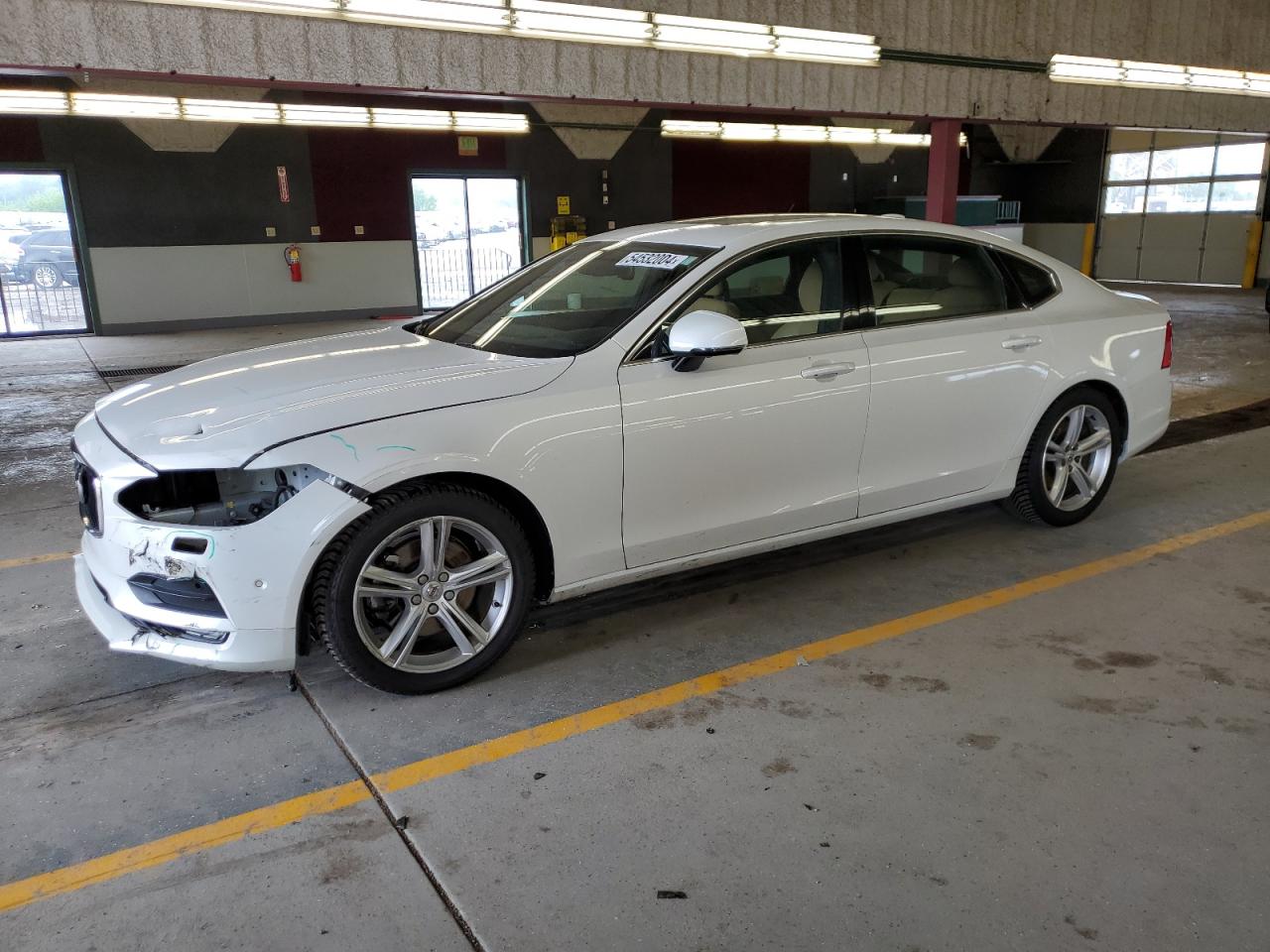 2018 VOLVO S90 T5 MOMENTUM