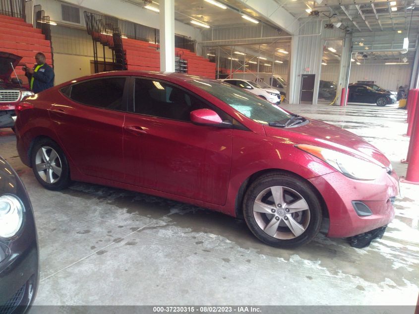 2013 HYUNDAI ELANTRA GLS