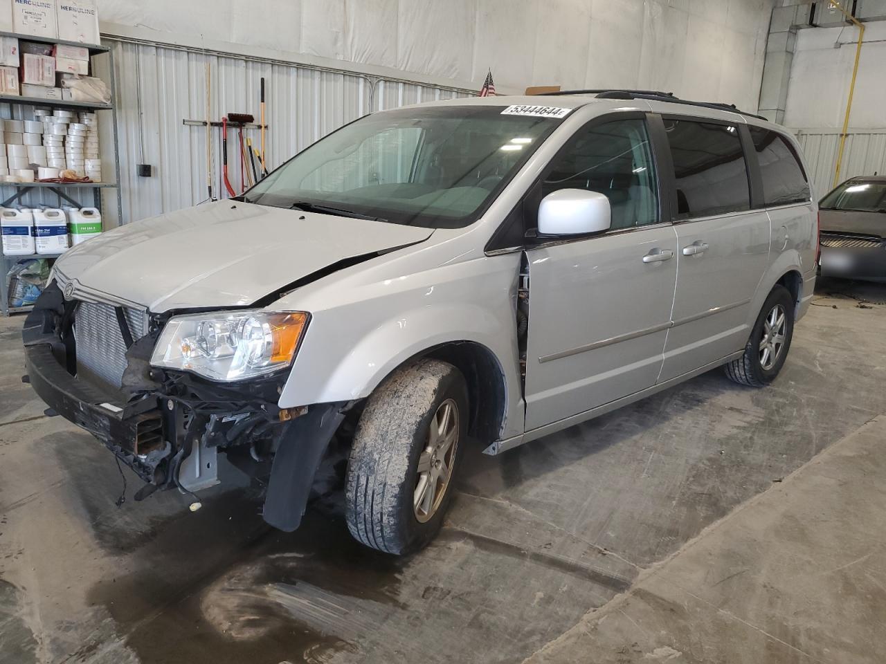 2010 CHRYSLER TOWN & COUNTRY TOURING