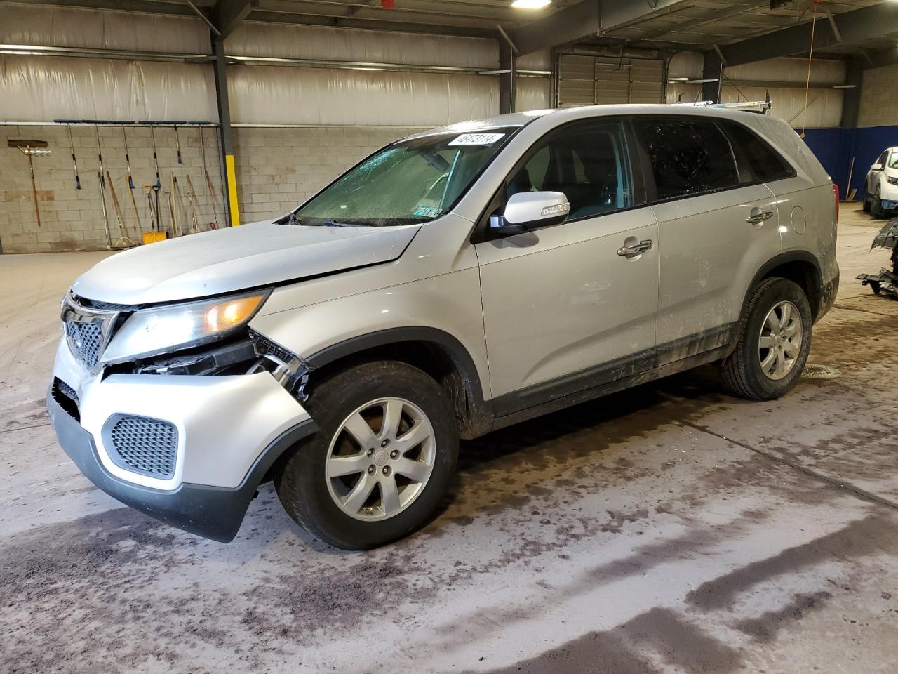 2011 KIA SORENTO BASE