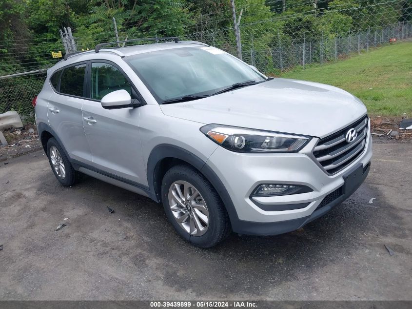 2017 HYUNDAI TUCSON SE