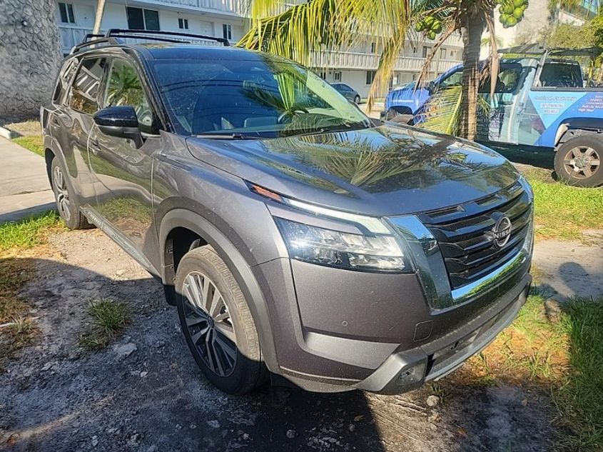 2022 NISSAN PATHFINDER PLATINUM