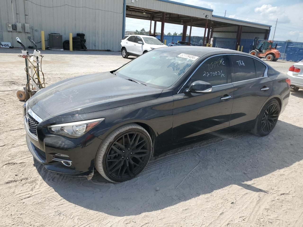 2017 INFINITI Q50 BASE