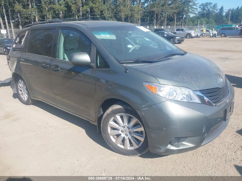 2014 TOYOTA SIENNA LE