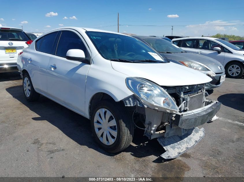 2014 NISSAN VERSA