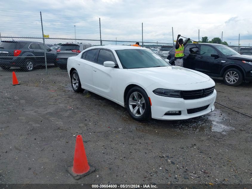 2017 DODGE CHARGER SXT RWD