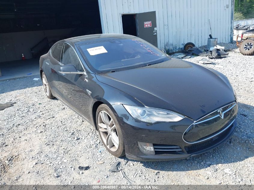 2015 TESLA MODEL S 85D