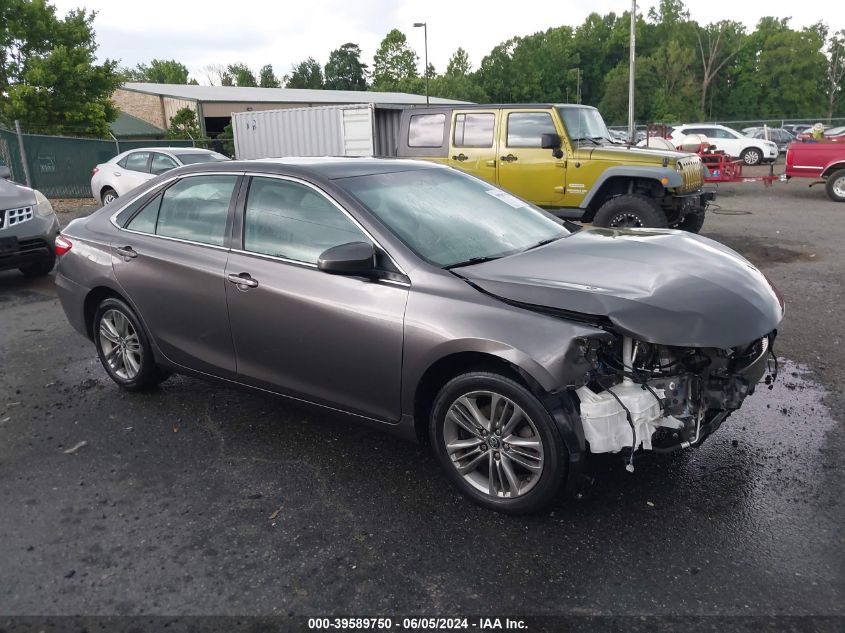 2015 TOYOTA CAMRY SE