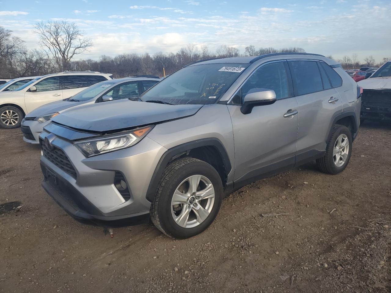 2019 TOYOTA RAV4 XLE