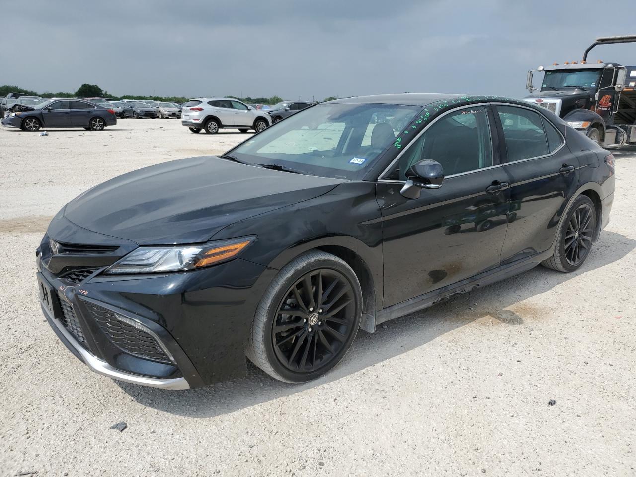 2022 TOYOTA CAMRY XSE