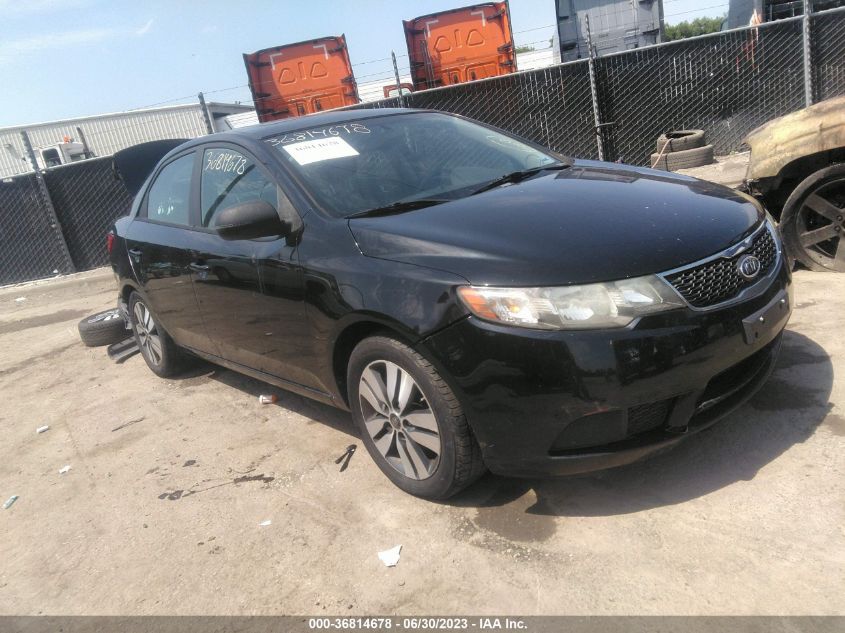 2013 KIA FORTE EX