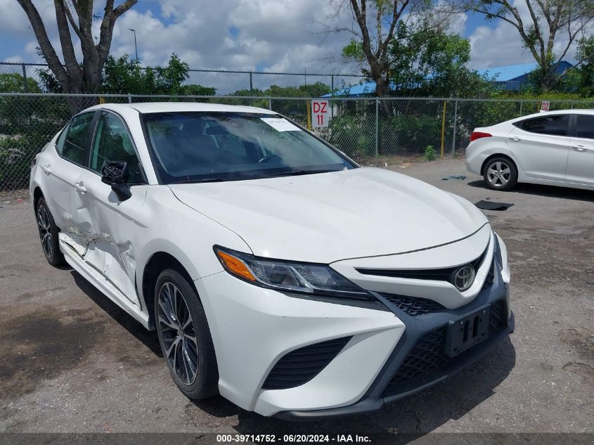 2020 TOYOTA CAMRY SE