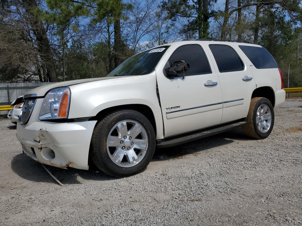 2011 GMC YUKON SLT