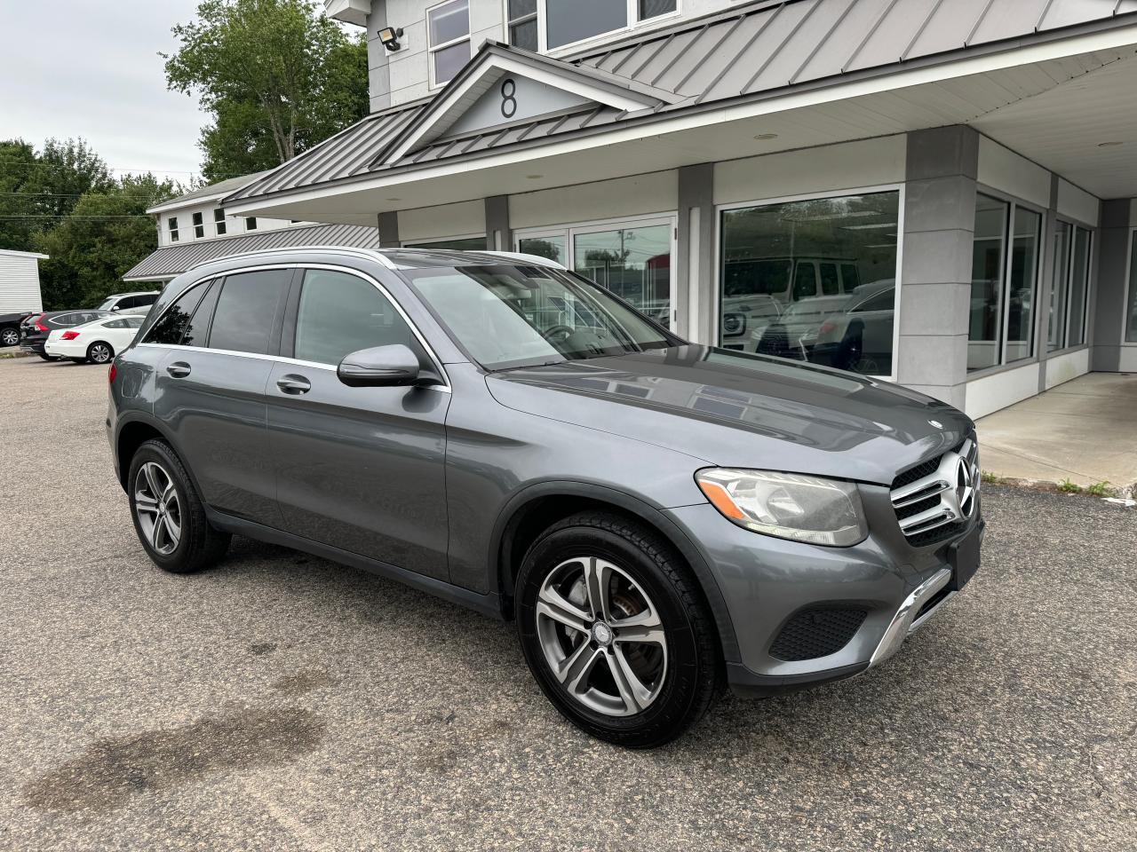 2016 MERCEDES-BENZ GLC 300