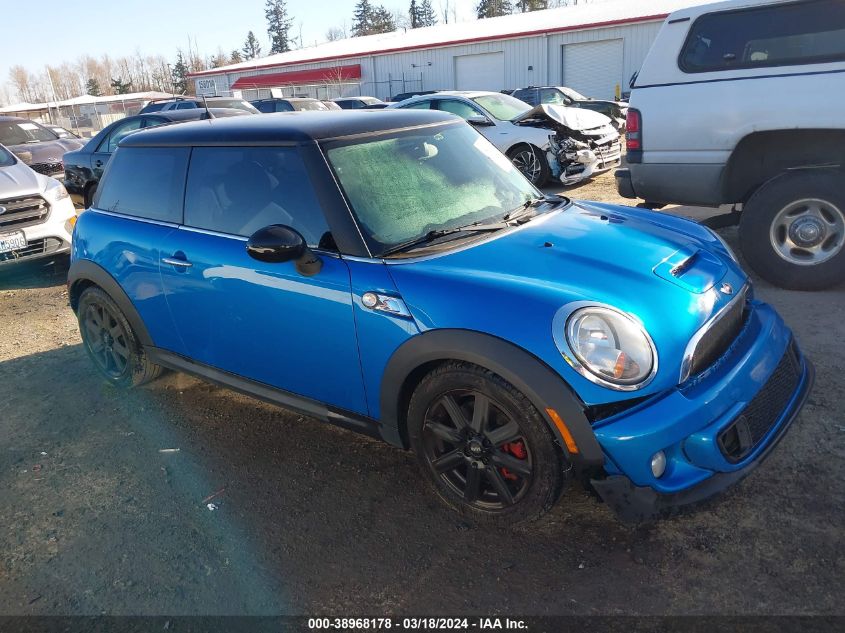 2011 MINI COOPER S