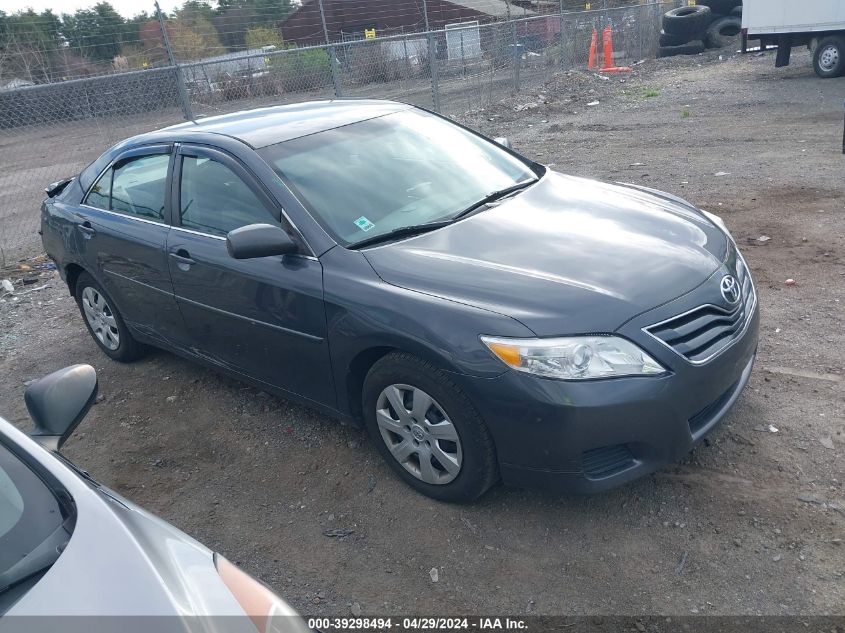 2011 TOYOTA CAMRY LE