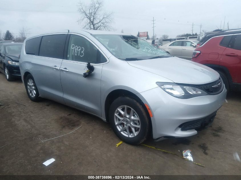 2023 CHRYSLER VOYAGER LX