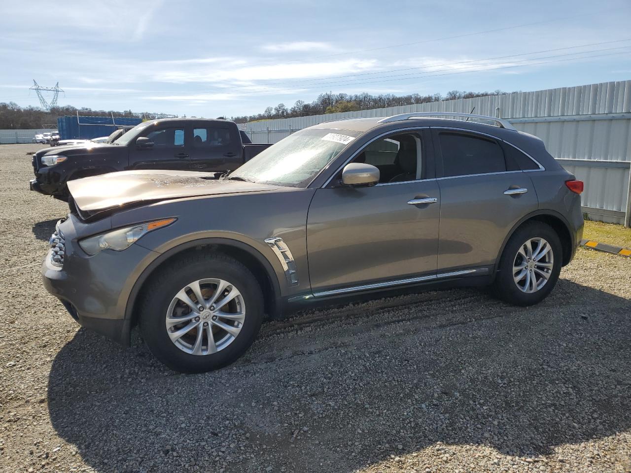 2011 INFINITI FX35