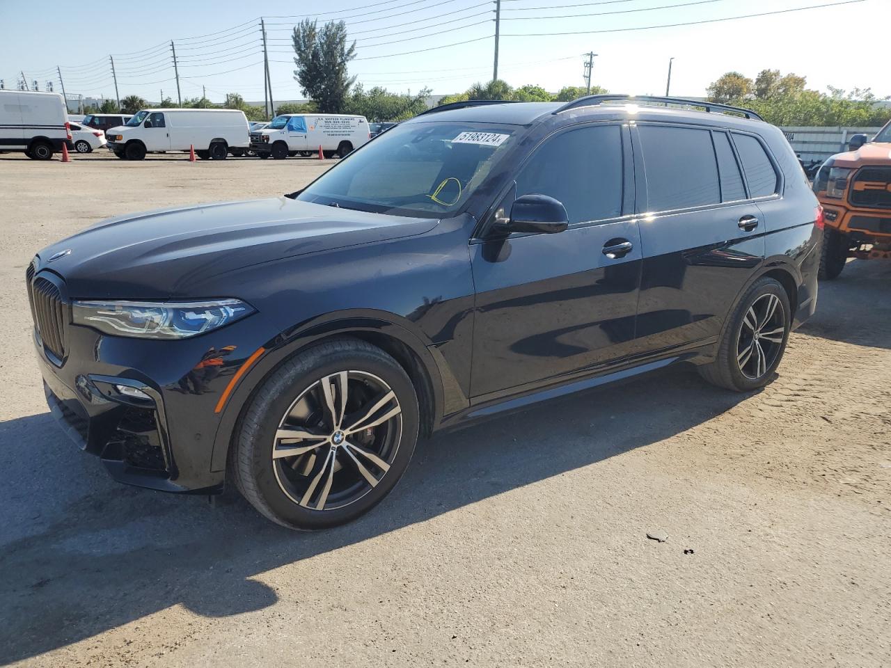 2021 BMW X7 M50I