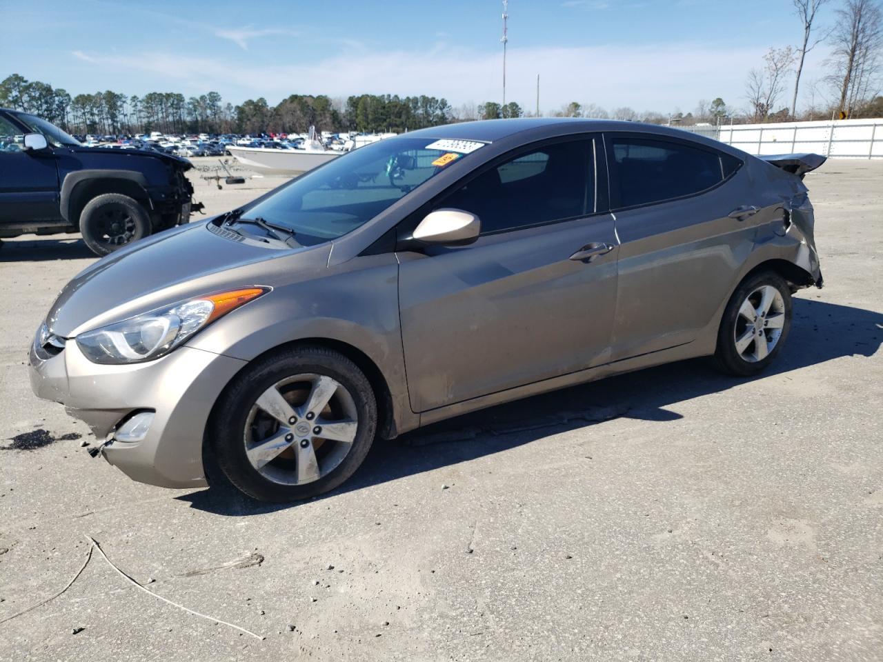 2013 HYUNDAI ELANTRA GLS