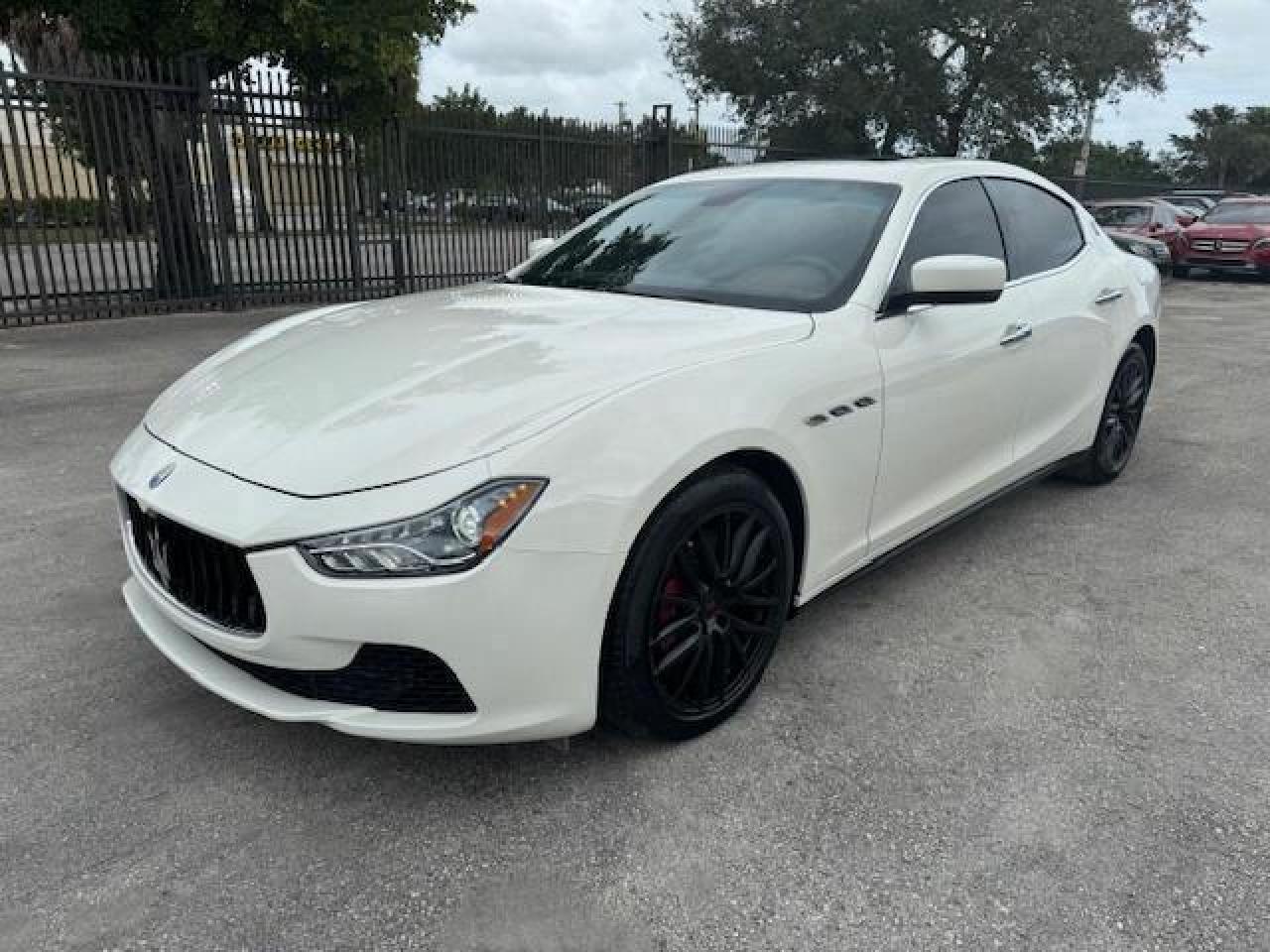 2016 MASERATI GHIBLI